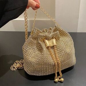 Luxe Textured Chain Handle Bucket Evening Party Formal Shoulder Crossbody